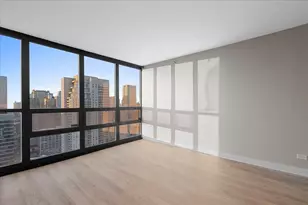 10 E Ontario St, Chicago, IL 60611 - Photo 26