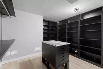 10 E Ontario Street #4801-02, Chicago, IL 60611 - Photo 24