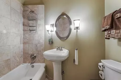 1210 N Astor Street #1A, Chicago, IL 60610 - Photo 18