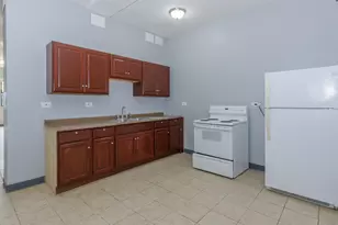 2211 E 69th St, Chicago, IL 60649 - Photo 4