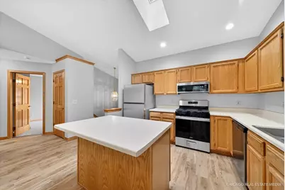 107 Edson Court, Poplar Grove, IL 61065 - Photo 6