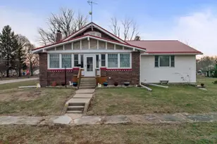 112 E Jefferson St, Dana, IL 61321 - Photo 1