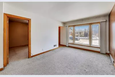 5546 S Nottingham Avenue, Chicago, IL 60638 - Photo 4