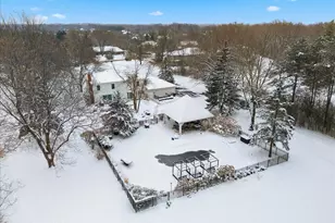 12 Crestview Ln, Lake Barrington, IL 60010 - Photo 44