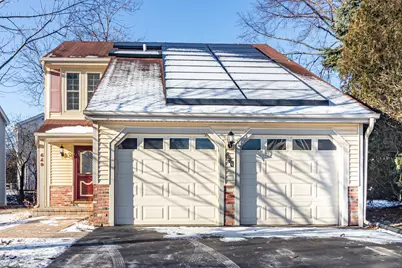 640 Sanders Court, Gurnee, IL 60031 - Photo 2