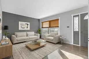 8069 S Brockton Ct, Hanover Park, IL 60133 - Photo 2