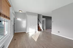 8069 S Brockton Ct, Hanover Park, IL 60133 - Photo 10