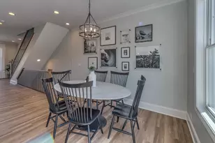 1106 S Eldridge Ln, Elmhurst, IL 60126 - Photo 12