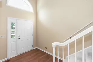 859 Saddlewood Dr, Glen Ellyn, IL 60137 - Photo 6