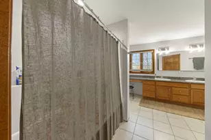 393 E 16th Pl, Lombard, IL 60148 - Photo 14