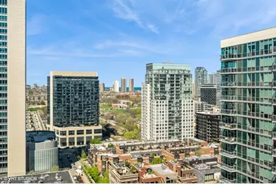 510 W Erie Street #1701, Chicago, IL 60654 - Photo 18