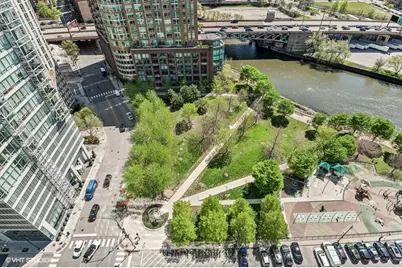 510 W Erie Street #1701, Chicago, IL 60654 - Photo 16