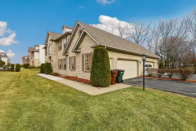 18423 Stonecreek Drive, Hazel Crest, IL 60429 - Photo 16