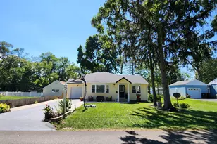 212 Lewis Ave, Wauconda, IL 60084 - Photo 30