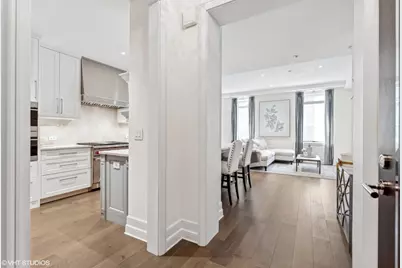 435 N Michigan Avenue #810, Chicago, IL 60611 - Photo 10