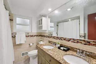 3836 W Estes Ave, Lincolnwood, IL 60712 - Photo 22