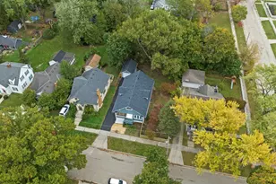 1009 Augusta Ave, Elgin, IL 60120 - Photo 30