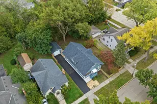 1009 Augusta Ave, Elgin, IL 60120 - Photo 28