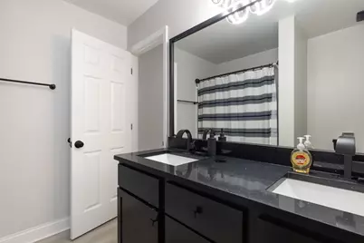706 Keller Street, Plano, IL 60545 - Photo 16