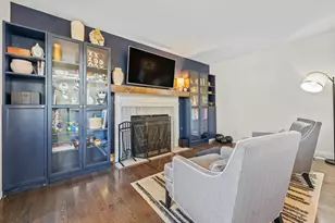 1717 Drake Ct, Naperville, IL 60565 - Photo 20