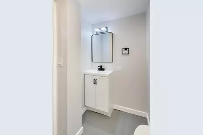 10100 S Parnell Avenue, Chicago, IL 60628 - Photo 20