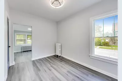 10100 S Parnell Avenue, Chicago, IL 60628 - Photo 14