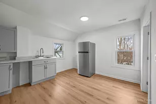 314 Liberty St, Waukegan, IL 60085 - Photo 6