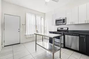 904 N California Ave, Chicago, IL 60622 - Photo 14