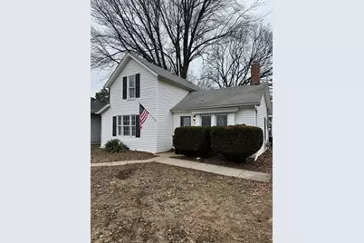 108 E Cleveland Street, Heyworth, IL 61745 - Photo 1