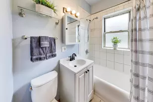 243 Washington Blvd, Oak Park, IL 60302 - Photo 12