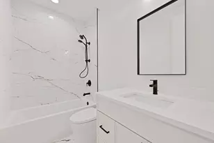 1404 W George St, Chicago, IL 60657 - Photo 12