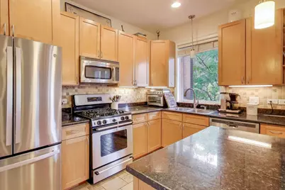 2317 W Belmont Avenue #1, Chicago, IL 60618 - Photo 8