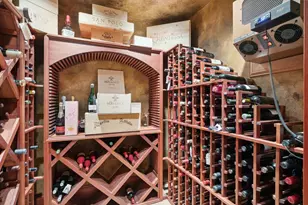 446 W Huron St, Chicago, IL 60654 - Photo 52