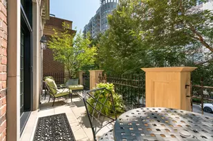 446 W Huron St, Chicago, IL 60654 - Photo 14