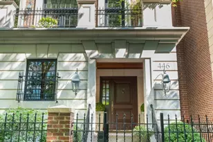 446 W Huron St, Chicago, IL 60654 - Photo 2