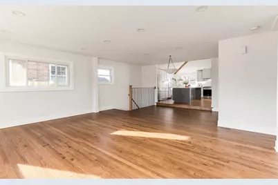 9032 Luna Avenue, Morton Grove, IL 60053 - Photo 8