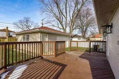 9032 Luna Avenue, Morton Grove, IL 60053 - Photo 24