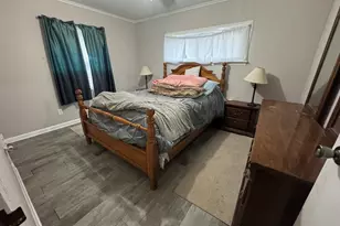 1206 Harvey Dr, Sterling, IL 61081 - Photo 8