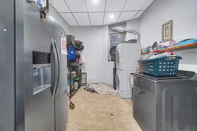 2419 S Albany Avenue, Chicago, IL 60623 - Photo 10
