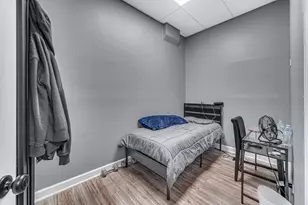 2419 S Albany Ave, Chicago, IL 60623 - Photo 8