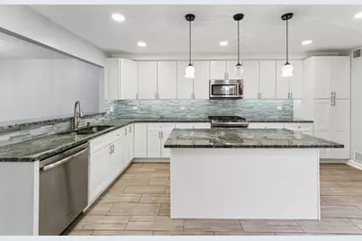 310 Spring Creek Circle, Schaumburg, IL 60173 - Photo 10