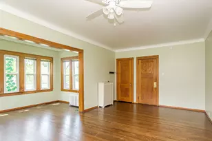 100 Belle Plaine Ave, Park Ridge, IL 60068 - Photo 4