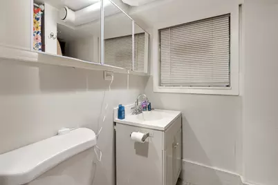 3809 N Kenmore Avenue, Chicago, IL 60613 - Photo 38