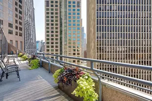 950 N Michigan Ave, Chicago, IL 60611 - Photo 32