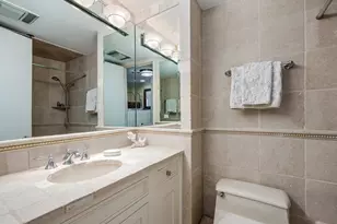 950 N Michigan Ave, Chicago, IL 60611 - Photo 24