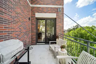 110 S Washington St, Naperville, IL 60540 - Photo 28