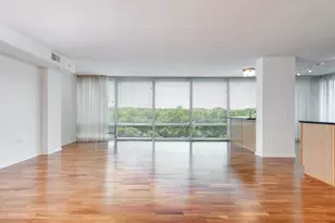 9725 Woods Dr, Skokie, IL 60076 - Photo 4