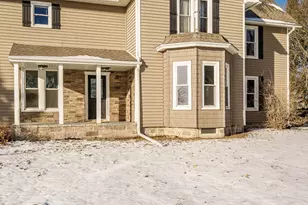 7421 Squaw Prairie Rd, Belvidere, IL 61008 - Photo 2