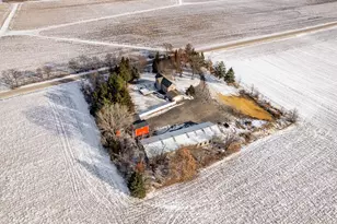 7421 Squaw Prairie Rd, Belvidere, IL 61008 - Photo 34