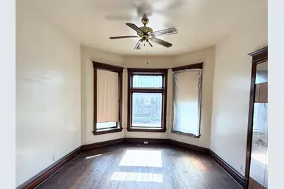 1524 E 72nd Street, Chicago, IL 60619 - Photo 2